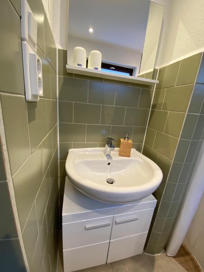 רוסטוק Ferienzimmer Am Strom 34 מראה חיצוני תמונה